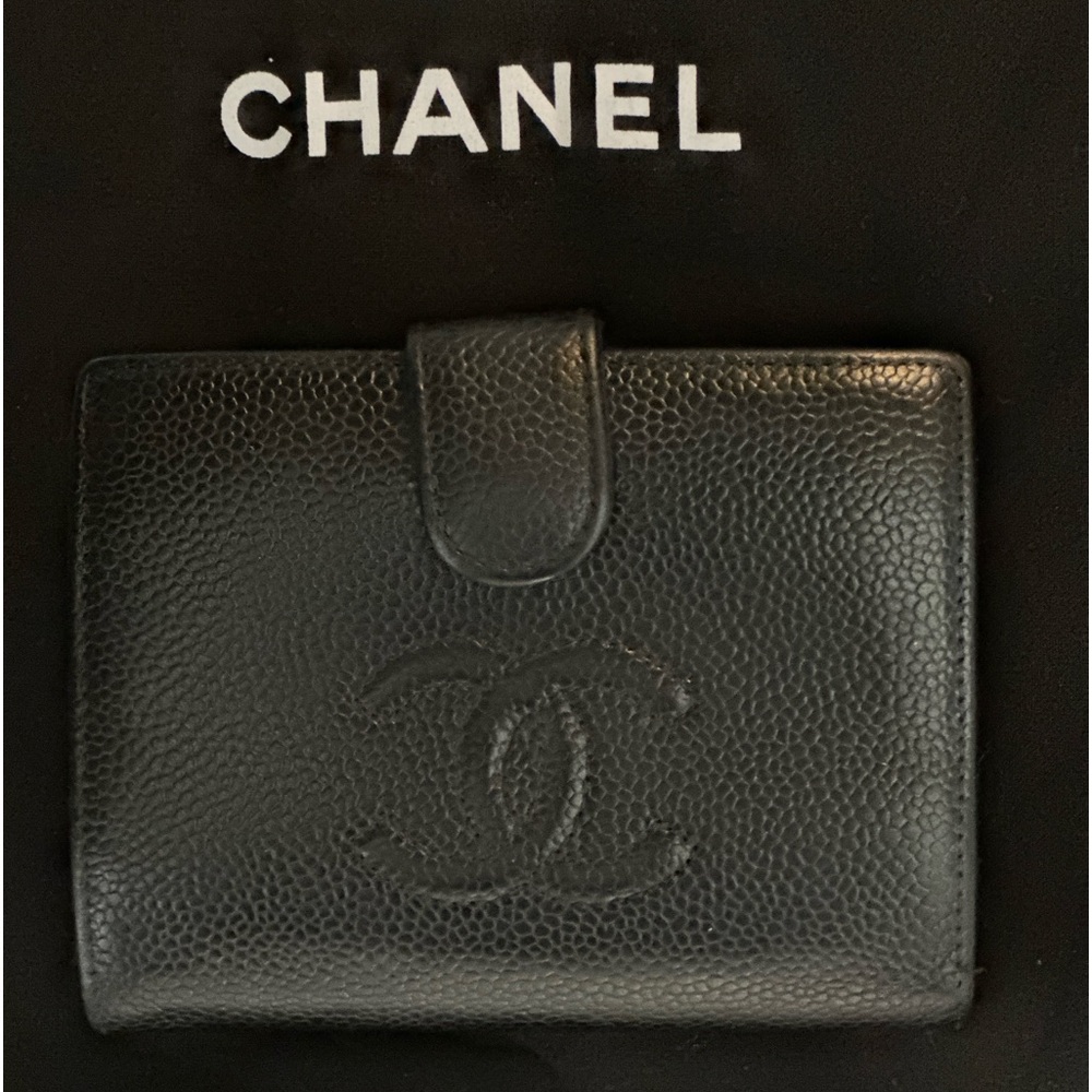Chanel vintage black wallet